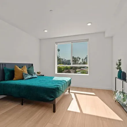 Rent this 2 bed apartment on Gower Street in Los Angeles, CA 90028