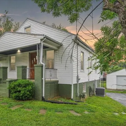 Buy this 3 bed house on 3391 Troxell Road Southeast in Roanoke, VA 24014