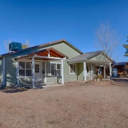 Buy this 4 bed house on 1756 Mountain View Way in Navajo County, AZ 85929