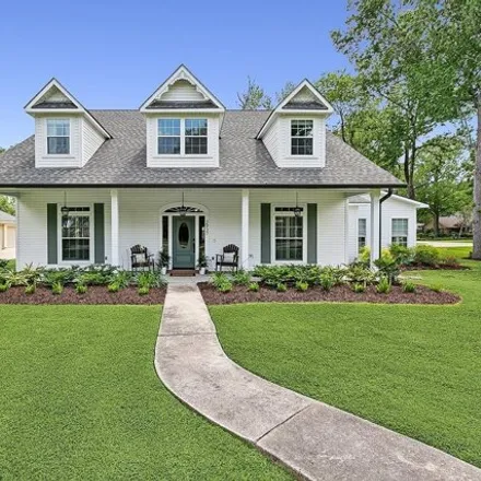 Buy this 4 bed house on 6121 Durande Drive in Riverbend, Baton Rouge