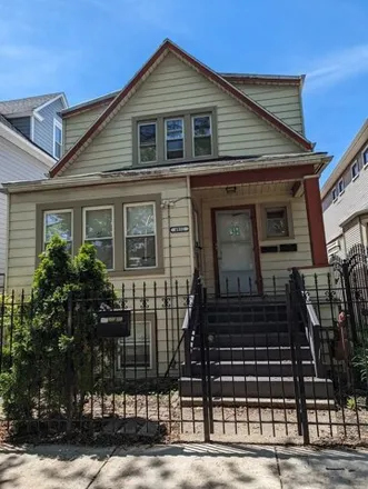 Rent this 2 bed house on 4032 North Albany Avenue in Chicago, IL 60625