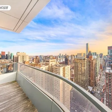 Rent this 3 bed condo on 252 East 57th Street in New York, NY 10022