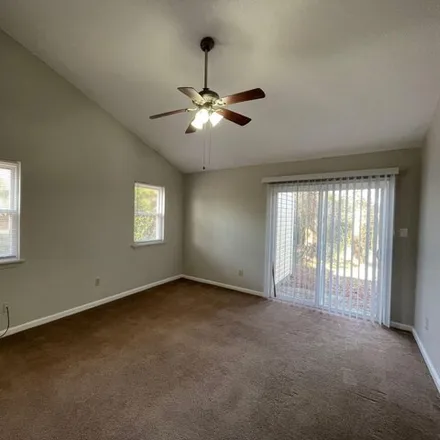 Image 3 - 94 Balsam Road, White Oak Estates, Onslow County, NC 28546, USA - Apartment for rent
