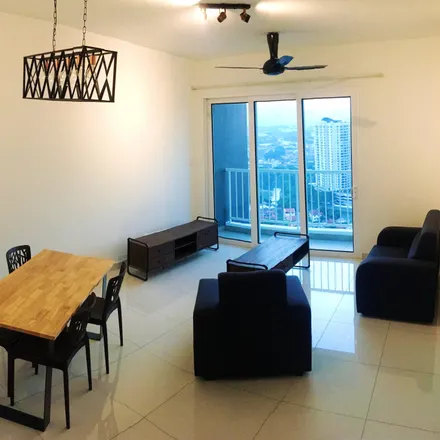 Rent this 3 bed apartment on Court 28 Residence in Jalan Kasipillay, Million Garden
