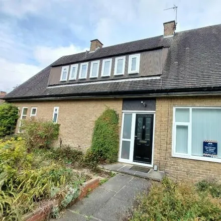 Rent this 4 bed house on Northwood Crescent in Baildon, BD10 9HU