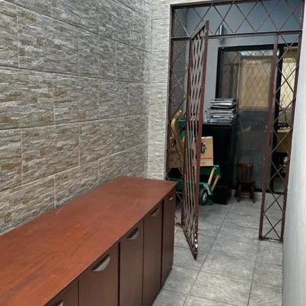 Buy this 2 bed house on Avenida 45A NO in 090902, Guayaquil