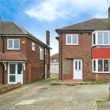 Buy this 3 bed duplex on Brambletree Crescent in Borstal, ME1 3LG