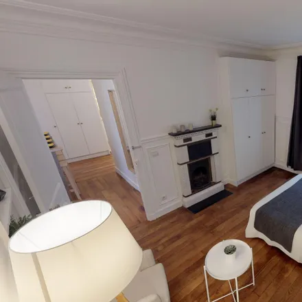 Rent this 4 bed room on 74 Boulevard Saint-Marcel in 75005 Paris, France