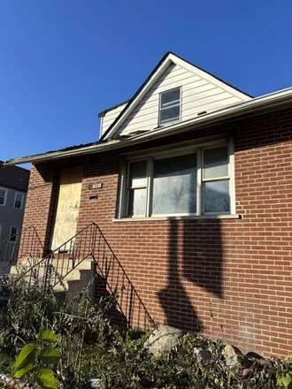 Buy this 3 bed house on 62 East 95th Street in Chicago, IL 60617