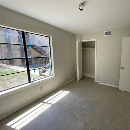 Image 9 - 4167 Cedar Avenue, Laredo, TX 78041, USA - Apartment for rent