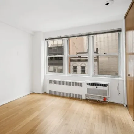Image 7 - 139 East 55th Street, New York, NY 10022, USA - Condo for sale