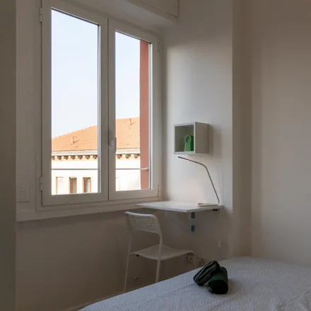 Image 2 - Via Rutilia, 6, 20141 Milan MI, Italy - Apartment for rent