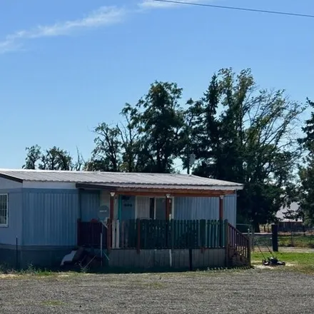 Buy this studio apartment on 498 Centerville Highway in Centerville, Klickitat County