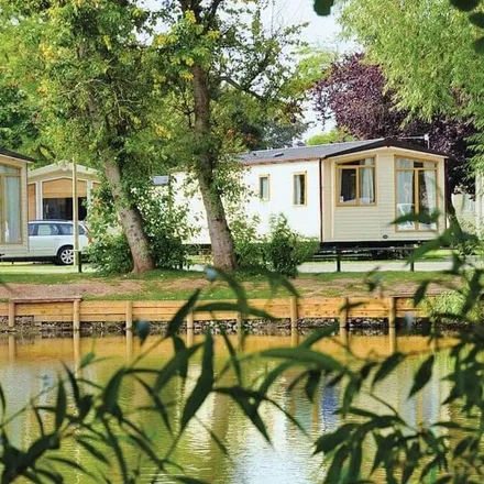 Rent this 3 bed house on Burnham-on-Sea and Highbridge in TA8 2AE, United Kingdom