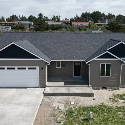 Buy this 3 bed house on 30104 G Street in Pacific County, WA 98637