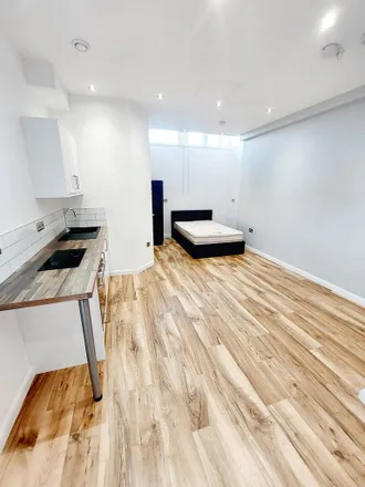 Image 4 - Electronx Hub, Abington Street, Northampton, NN1 2AP, United Kingdom - Apartment for rent