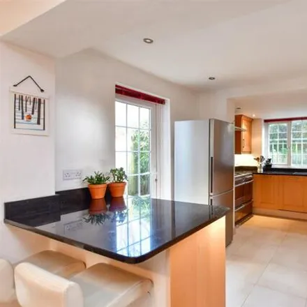 Image 4 - Surrenden Park, Brighton, BN1 6XA, United Kingdom - Townhouse for sale