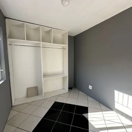 Image 7 - Pirow Street, Nelson Mandela Bay Ward 53, Despatch, 6219, South Africa - Apartment for rent