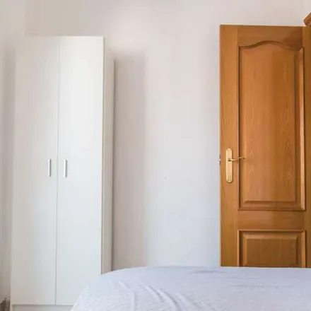 Image 9 - Carrer d'En Vicent Gallart (Arciprest), 15, 46011 Valencia, Spain - Apartment for rent