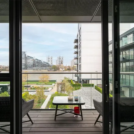 Image 1 - Compton House, Waterfront Drive, London, SW10 0BF, United Kingdom - Apartment for rent