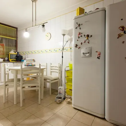 Rent this 3 bed apartment on Dii SweetCake in Rua de Santa Luzia, 4250-415 Porto