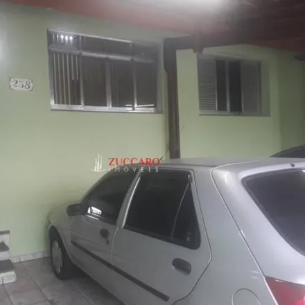 Buy this 4 bed house on Rua Nova Taboão in Taboão, Guarulhos - SP
