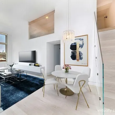Rent this 2 bed condo on Park Avenue Court in East 87th Street, New York