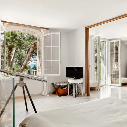 Image 8 - 7 Avenue des Pins Parasols, 06150 Cannes, France - Apartment for sale