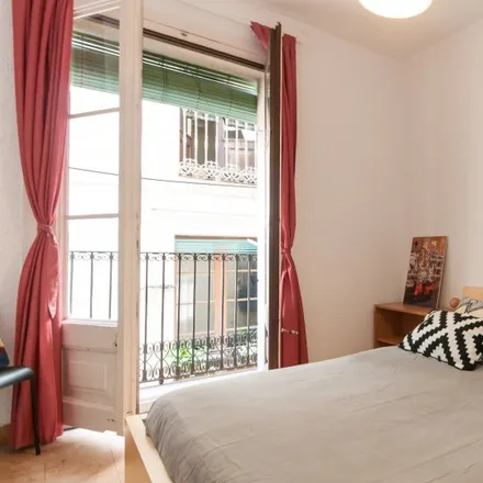 Image 1 - Carrer de la Lleona, 4, 80002 Barcelona, Spain - Room for rent