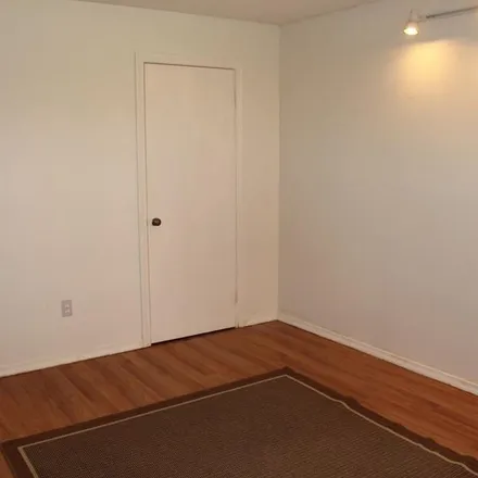 Rent this 1 bed apartment on 20 Woodsedge Drive in Newington, CT 06111