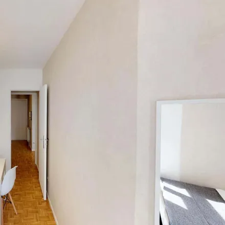 Rent this 4 bed room on 2 Rue Jacques Monod in 69007 Lyon, France