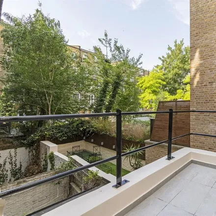 Image 2 - 41 St Stephen's Gardens, London, W2 5NA, United Kingdom - Apartment for rent