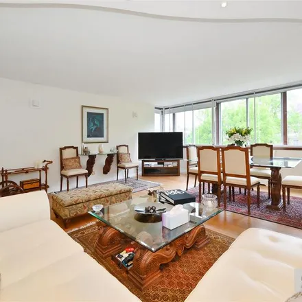 Image 3 - Sussex Gardens, London, W2 2RN, United Kingdom - Apartment for rent