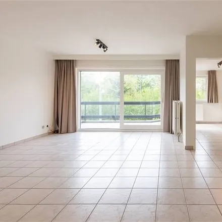 Rent this 2 bed apartment on Dampoortstraat 253;255;257;259;261;263 in 8310 Bruges, Belgium