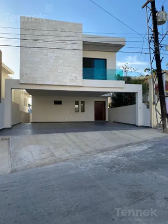 Buy this 12 bed house on Avenida Miguel Hidalgo y Costilla in 89240 Tampico, TAM