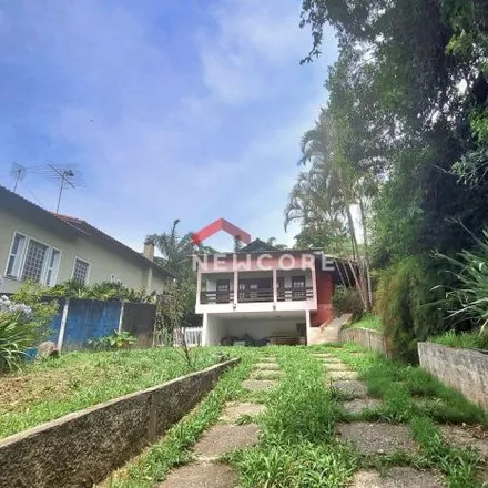Buy this 3 bed house on Rua dos Ingás in Jardim Ana Stella, Carapicuíba - SP