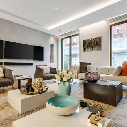 Image 3 - Daver Court, Chelsea Manor Street, London, SW3 3TT, United Kingdom - Apartment for rent