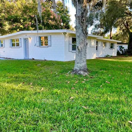 Buy this 4 bed house on 562 Marianna Road in Polk County, FL 33823