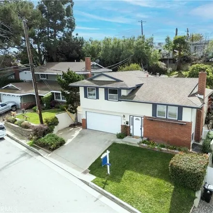 Image 3 - 1386 264th Street, Harbor Pines, Los Angeles, CA 90710, USA - House for sale