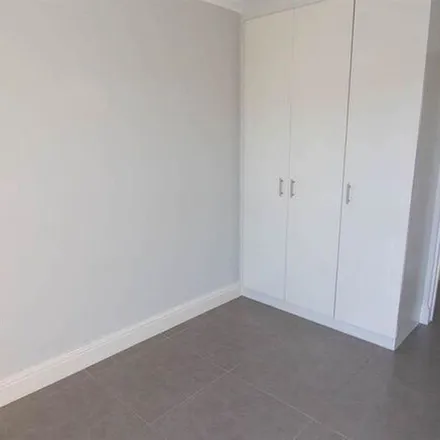 Image 3 - Sussex Street, Claremont, Cape Town, 7708, South Africa - Apartment for rent