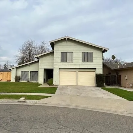 Buy this 3 bed house on 198 West Niles Avenue in Fresno, CA 93711