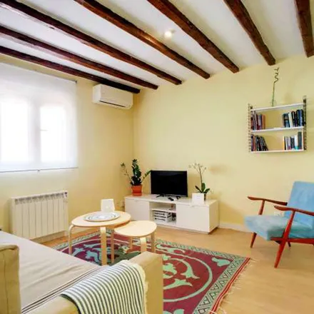 Rent this 1 bed apartment on Madrid in Calle de Valverde, 43