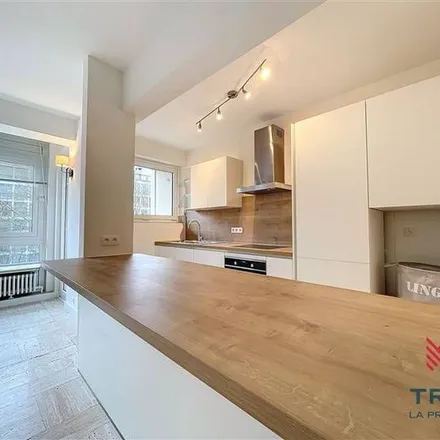 Rent this 2 bed apartment on Boulevard Joseph Tirou 25 in 6000 Charleroi, Belgium