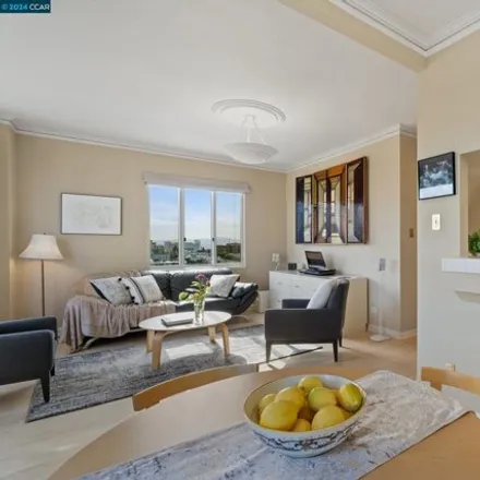 Image 5 - Bellaire Tower, 1101 Green Street, San Francisco, CA 90214, USA - Condo for sale