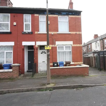 Rent this 3 bed house on Lyndhurst Road in Stockport, SK5 6NA