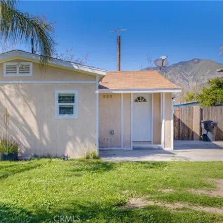 Buy this 3 bed house on 377 East 3rd Street in San Jacinto, CA 92583
