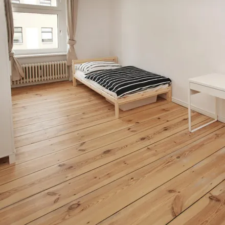 Rent this 2 bed room on Körnerstraße 2 in 13585 Berlin, Germany