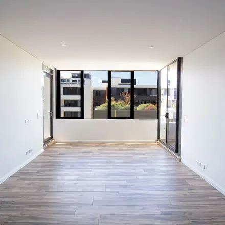 Image 5 - 25 Rothschild Avenue, Rosebery NSW 2018, Australia - Apartment for rent