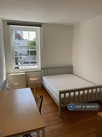 Image 9 - Somers Town Coffee House, Chalton Street, London, NW1 1ET, United Kingdom - Apartment for rent
