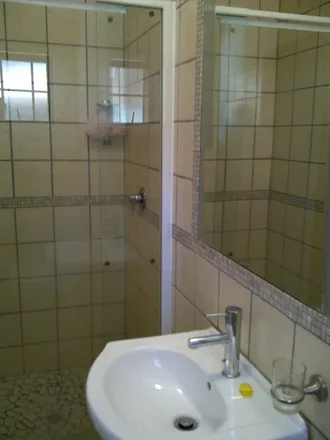 Image 3 - Oudtshoorn Local Municipality, West Bank, WC, ZA - Apartment for rent